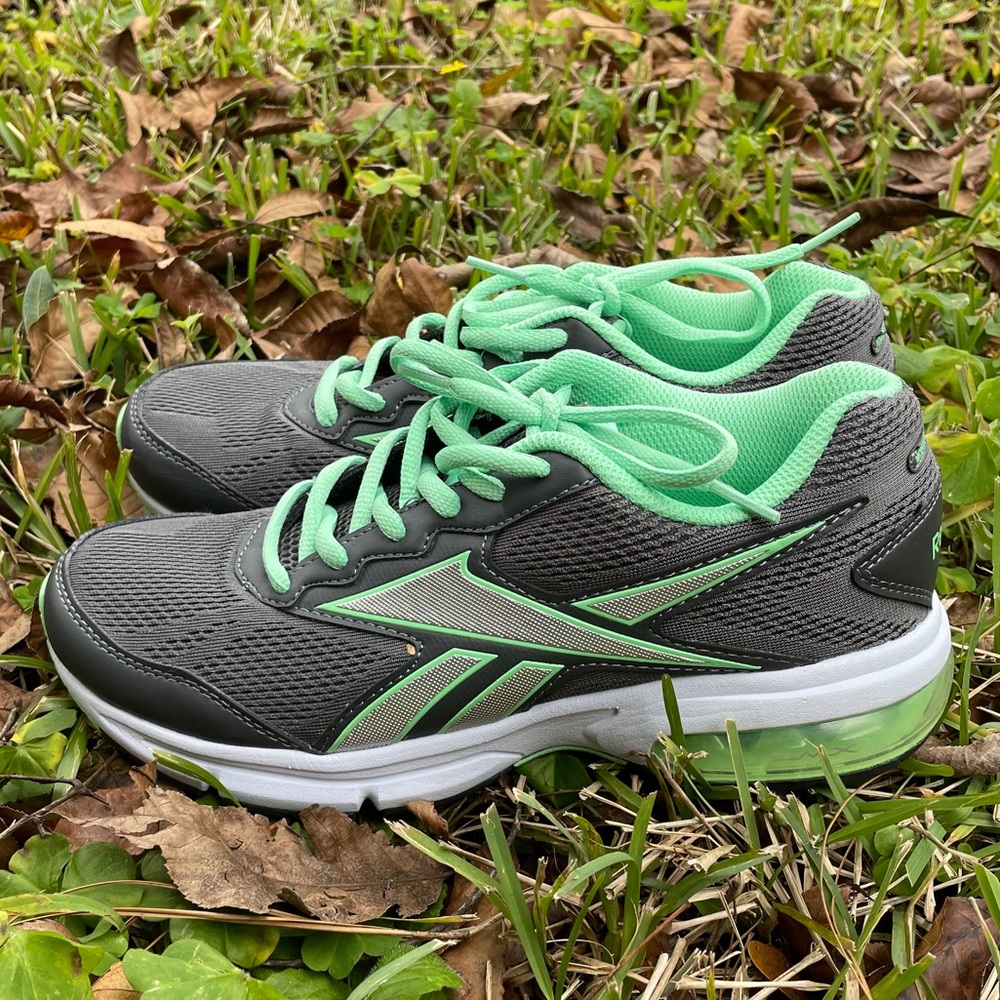 Brand New Reebok Running Shoe Sneaker